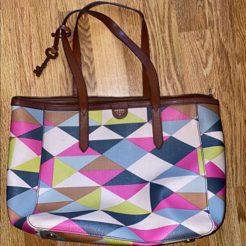 Fossil purse